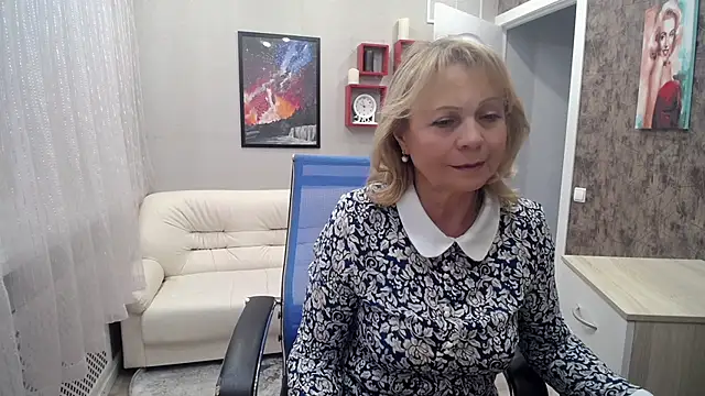 Snapshot of Milla_Cutie18 chatting on 02/03/25, 12:57 Milla Cutie18 online show from 02/03/25, 12:57