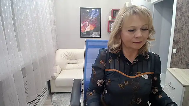 Snapshot of Milla_Cutie18 chatting on 02/11/25, 05:47 Milla Cutie18 online show from 02/11/25, 05:47