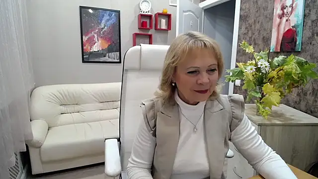 Snapshot of Milla_Cutie18 chatting on 10/01/25, 07:14 Milla Cutie18 online show from 10/01/25, 07:14
