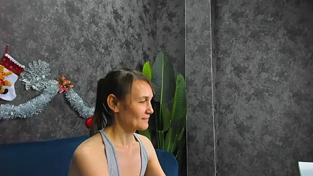 Snapshot of Lillian_White chatting on 01/16/25, 11:15 Lillian White online show from 01/16/25, 11:15