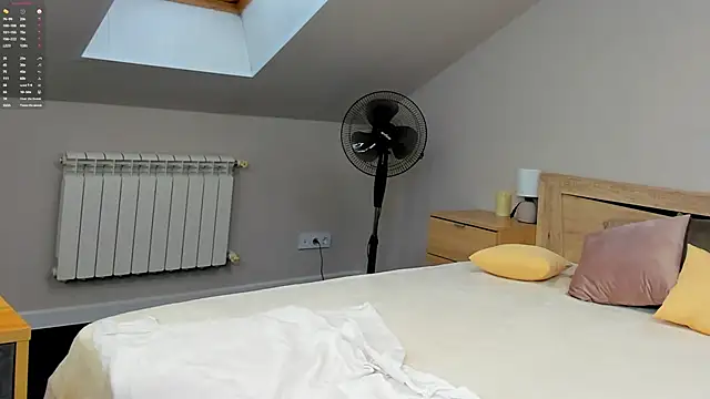 Snapshot of Lillian_White chatting on 03/09/25, 11:14 Lillian White online show from 03/09/25, 11:14