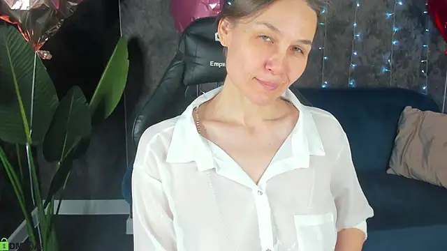 Lillian White online show from 02/27/26, 01:05