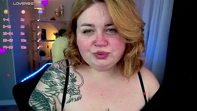 Snapshot of ZaraReignn chatting on 02/10/25, 09:25 ZaraReignn online show from 02/10/25, 09:25