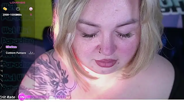 Snapshot of ZaraReignn chatting on 02/01/26, 08:51 ZaraReignn online show from 02/01/26, 08:51