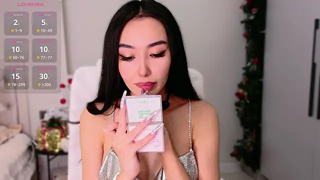 saranmia online show from 12/29/24, 09:17