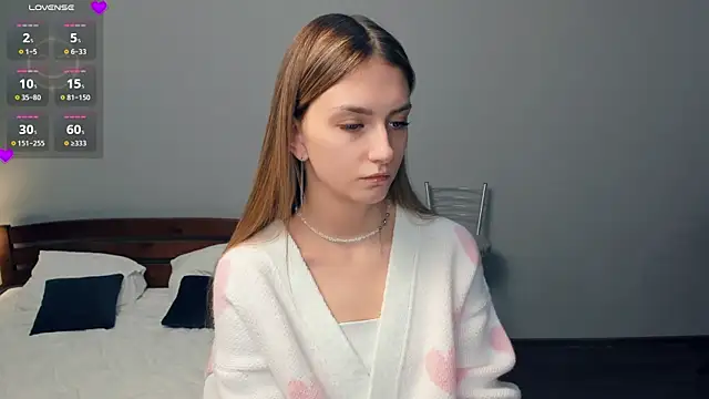 Snapshot of MayBennett chatting on 01/24/25, 08:02 MayBennett online show from 01/24/25, 08:02