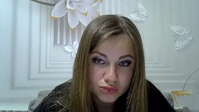 Snapshot of TinaFun4u chatting on 04/23/26, 07:38 TinaFun4u online show from 04/23/26, 07:38