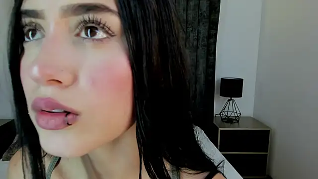 NataGarcia online show from 12/12/24, 03:37