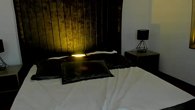 NataGarcia online show from 02/24/25, 08:25