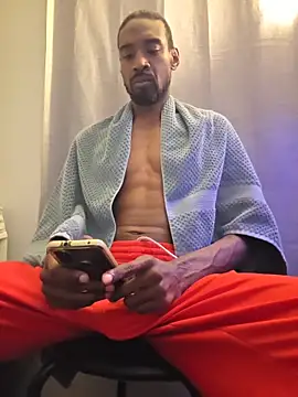 ElJudah7 online show from 11/04/25, 01:10