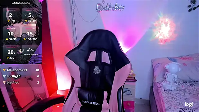 Snapshot of Kaoriyoshii chatting on 03/14/25, 07:37 Kaoriyoshii online show from 03/14/25, 07:37