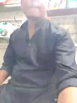 Snapshot of sailord chatting on 04/24/26, 12:51 sailord online show from 04/24/26, 12:51