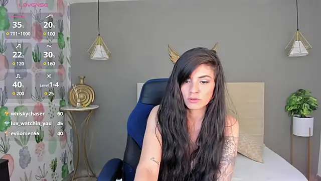 elissa iris online show from 12/22/24, 10:15