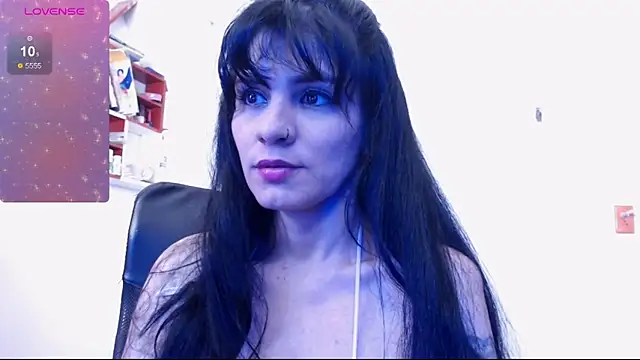 elissa iris online show from 03/18/25, 08:25