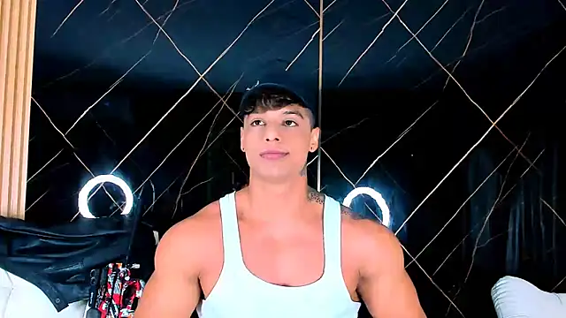 Owen Muzcle online show from 10/03/25, 02:08