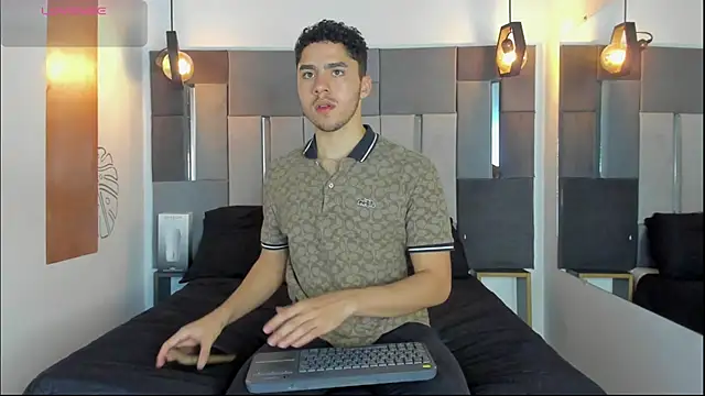 LiamNovak online show from 01/08/26, 03:03