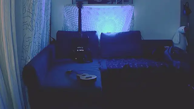 Snapshot of KatiKate chatting on 12/06/24, 11:03 KatiKate online show from 12/06/24, 11:03