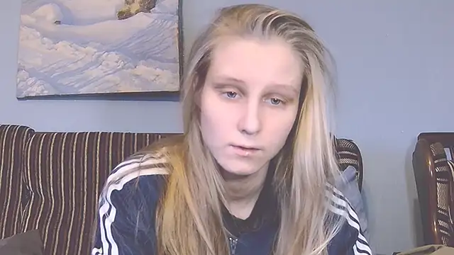 Snapshot of KatiKate chatting on 01/16/25, 11:15 KatiKate online show from 01/16/25, 11:15