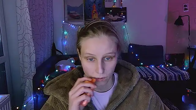 Snapshot of KatiKate chatting on 01/30/25, 06:21 KatiKate online show from 01/30/25, 06:21