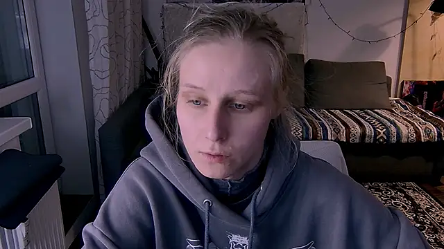 Snapshot of KatiKate chatting on 02/05/25, 09:50 KatiKate online show from 02/05/25, 09:50