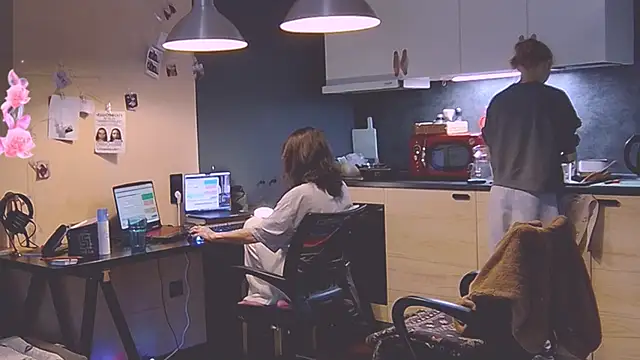 Snapshot of KatiKate chatting on 03/07/25, 07:38 KatiKate online show from 03/07/25, 07:38