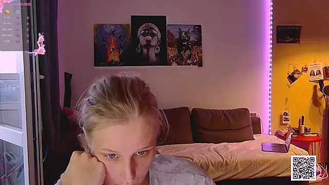 Snapshot of KatiKate chatting on 09/14/25, 03:44 KatiKate online show from 09/14/25, 03:44