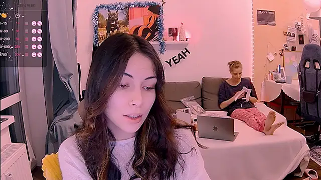 Snapshot of KatiKate chatting on 01/09/26, 04:43 KatiKate online show from 01/09/26, 04:43