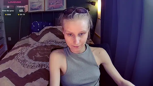 KatiKate online show from 07/10/26, 03:25