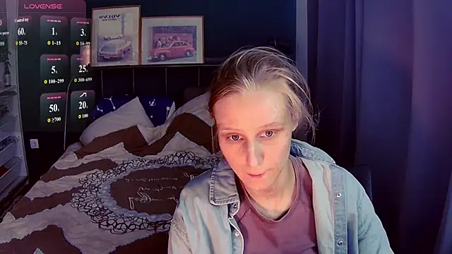 KatiKate online show from 07/12/26, 04:53