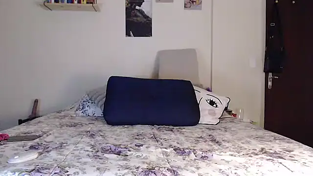 Snapshot of Yera_W chatting on 01/28/25, 11:28 Yera W online show from 01/28/25, 11:28