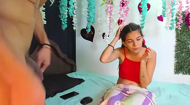 kattyandtom2 online show from 02/12/25, 07:13