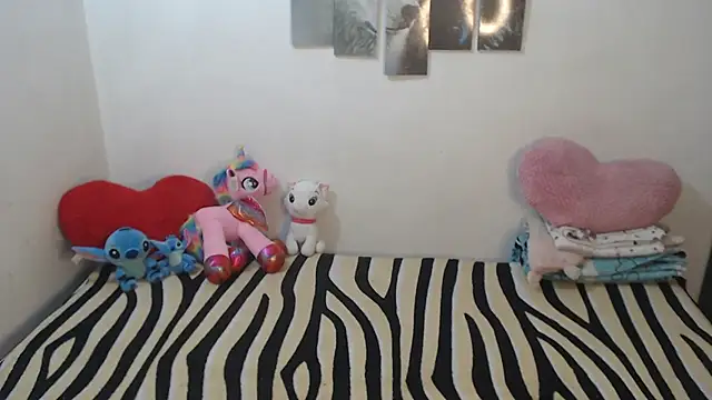 Pocahontas Princess  online show from 09/22/25, 01:35