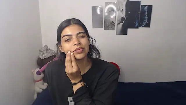 Snapshot of Pocahontas_Princess_ chatting on 03/18/26, 05:49 Pocahontas Princess online show from 03/18/26, 05:49