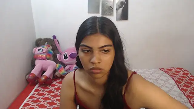 Snapshot of Pocahontas_Princess_ chatting on 04/27/26, 01:31 Pocahontas Princess online show from 04/27/26, 01:31