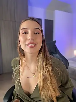 SophieRaily  online show from 01/12/26, 08:58