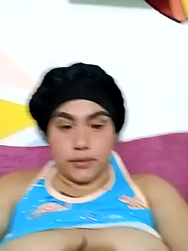 Snapshot of Marilin_Jessie chatting on 10/18/25, 06:05 Marilin Jessie online show from 10/18/25, 06:05