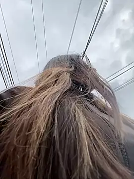 Snapshot of girl_anni chatting on 02/14/25, 08:48 girl anni online show from 02/14/25, 08:48