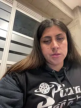 Snapshot of girl_anni chatting on 02/26/25, 01:11 girl anni online show from 02/26/25, 01:11