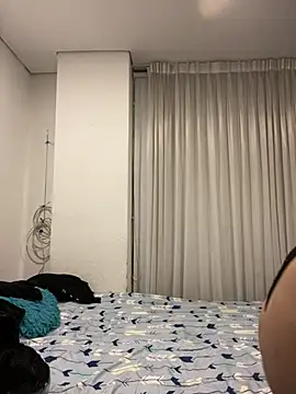 Snapshot of girl_anni chatting on 03/01/25, 07:19 girl anni online show from 03/01/25, 07:19