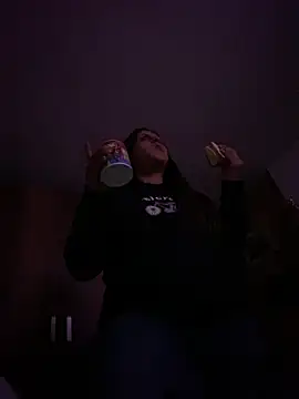 Snapshot of girl_anni chatting on 03/07/25, 03:19 girl anni online show from 03/07/25, 03:19