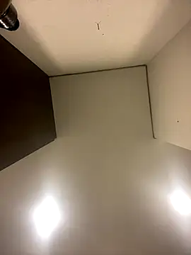 Snapshot of girl_anni chatting on 09/20/25, 11:33 girl anni online show from 09/20/25, 11:33