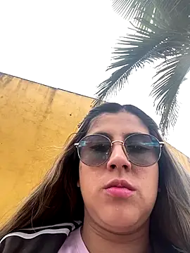 Snapshot of girl_anni chatting on 09/21/25, 07:15 girl anni online show from 09/21/25, 07:15