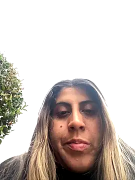 Snapshot of girl_anni chatting on 09/29/25, 10:25 girl anni online show from 09/29/25, 10:25