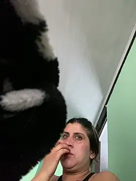 Snapshot of girl_anni chatting on 10/12/25, 05:01 girl anni online show from 10/12/25, 05:01