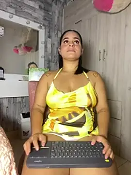 Violetrousse online show from 06/06/26, 07:40