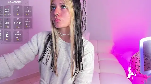 Snapshot of Sakito_Tokio chatting on 04/17/26, 07:28 Sakito Tokio online show from 04/17/26, 07:28