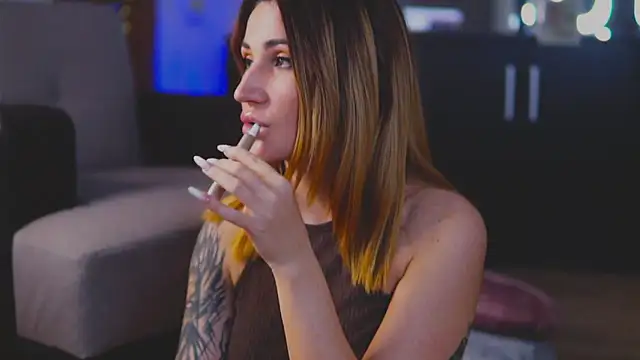 KimSkyex online show from 01/18/25, 05:31