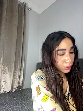 Meryem Queen online show from 04/28/26, 01:04
