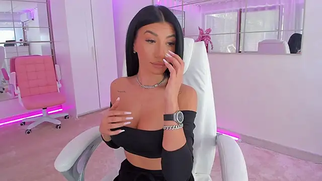 Snapshot of missdiamond_ chatting on 04/17/26, 07:11 missdiamond online show from 04/17/26, 07:11