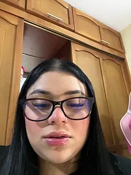alissonfernandez  online show from 09/23/25, 11:35
